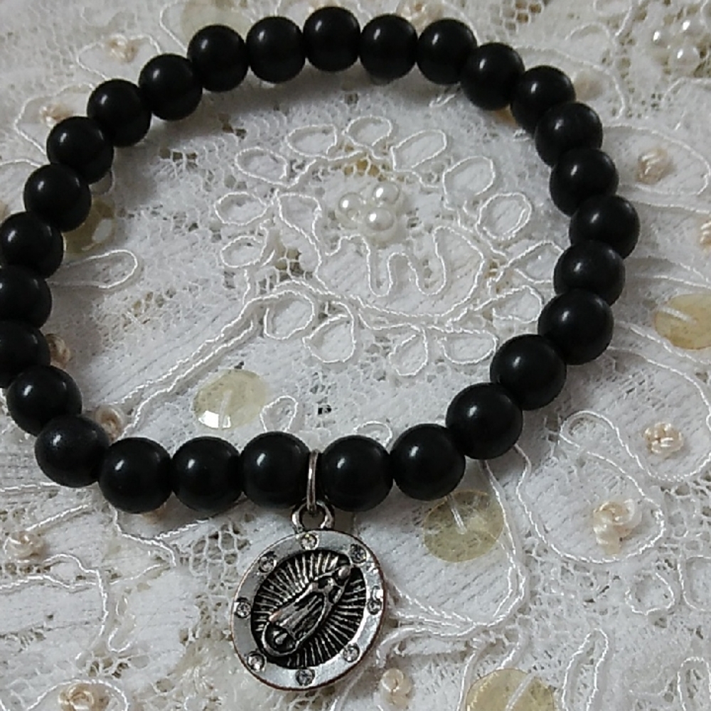 Black Beaded Bracelet with Silver Medallion